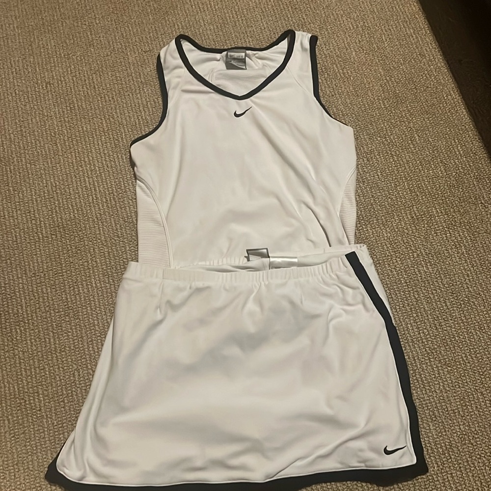 Nike tennis skirt and top